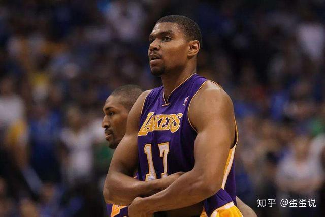 官方：国米与28岁邓弗里斯续约至2028年6月